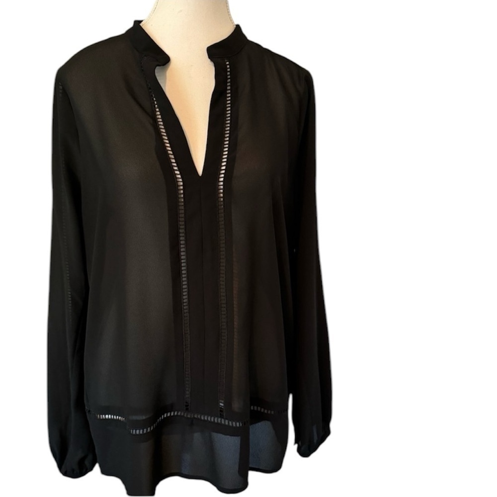 Michael Kors Black Vneck‎ pullover Tunic Sheer Blouse Eyelet Office Workwear M - Picture 2 of 14